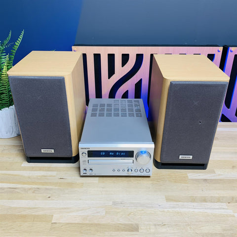 Onkyo CR-515DAB CD Player Stereo Receiver With D-N9BX Speakers