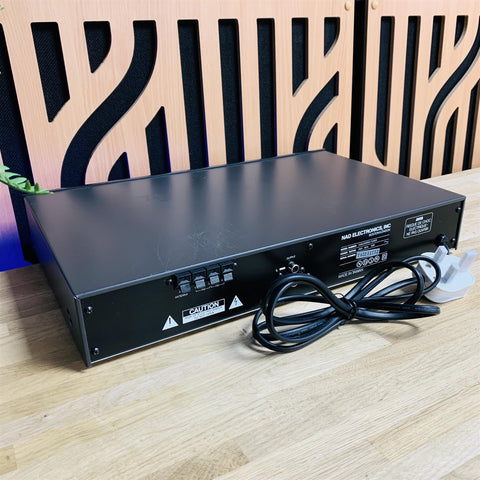 NAD Electronics 4220 Tuner