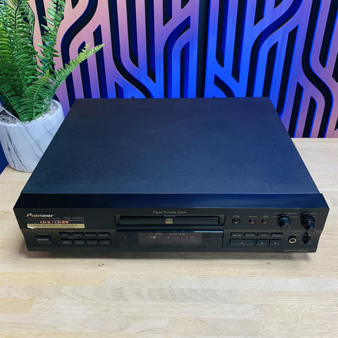 Pioneer PDR-555RW CD Recorder Player