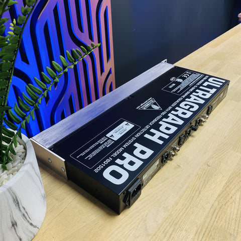 Behringer Ultragraph Pro FBQ1502 Graphic Equaliser