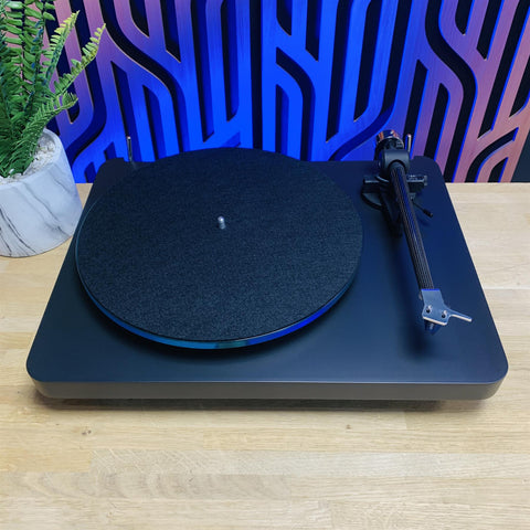 NAD C588 Turntable With Ortofon 2M Blue MM Cartridge