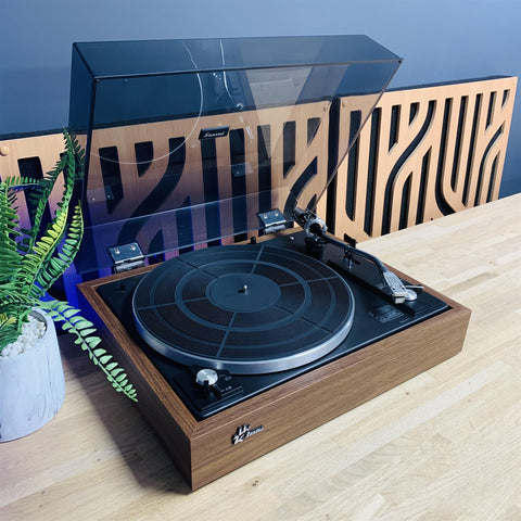 Sansui SR-212 Belt-Drive Auto Return Turntable