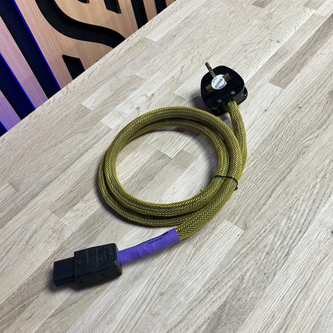 Russ Andrews Yello IEC Mains Power Kimber Kable 1m