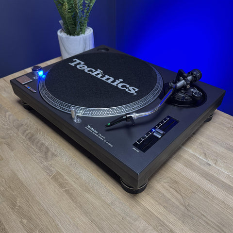 Technics SL1210mk2 With Ortofon Concorde MkII Mix