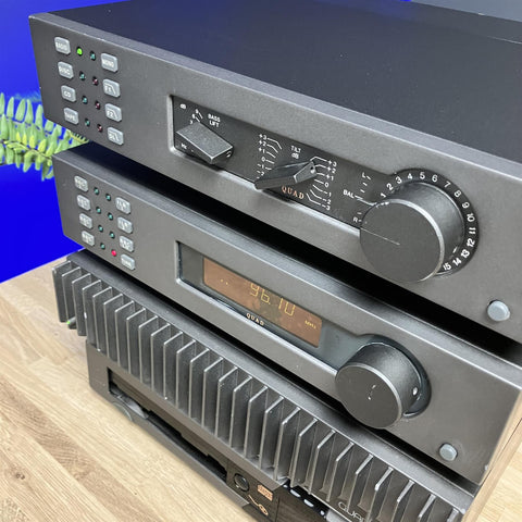 Quad 66 CD Player 34 Control Unit FM4 Tuner & 306 Power Amplifier Set In Rack