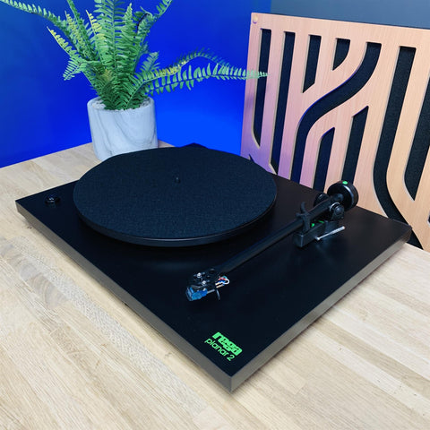 Rega Planar 2 Turntable with Audio Technica AT110E Cartridge