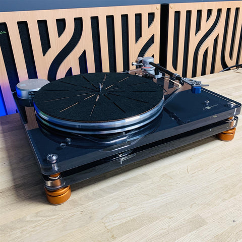 Vertere MG1 MkII Turntable fitted with Super Groove HB Tonearm and Mystic Cartridge