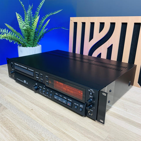 Tascam CD-RW900 MK II CD Rewriteable Recorder