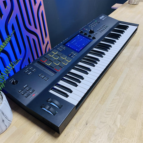 Akai MPC Key 61 Standalone Synthesizer Keyboard
