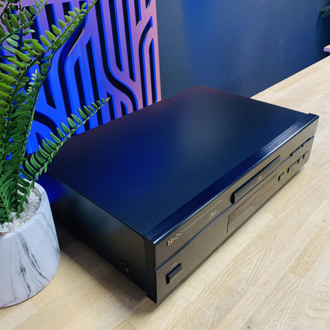 Denon DCD-835 CD Player