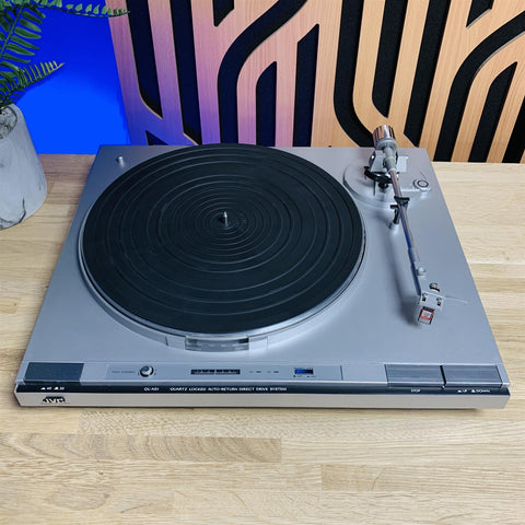 JVC QL-A51 Quartz Lock Direct Drive Turntable Ortofon F15E MKII Cartridge