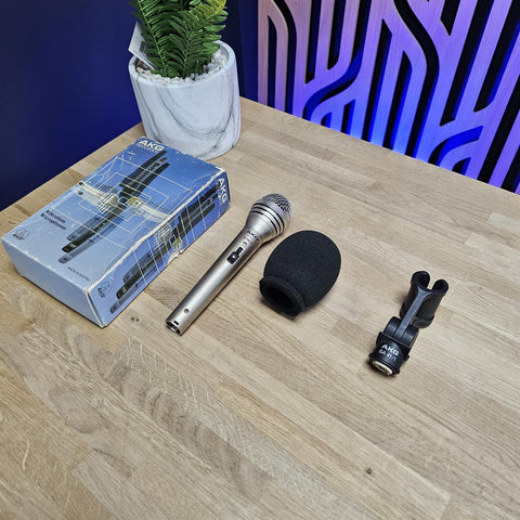 AKG D90S Classic Microphone