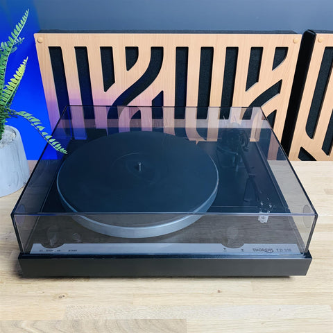 Thorens Turntable TD318 fitted with Audio Technica 3600L Cartridge
