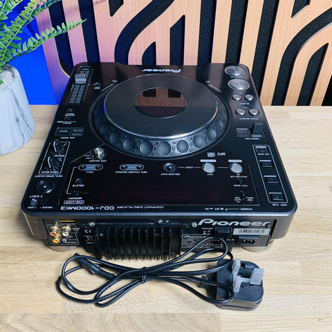 Pioneer CDJ 1000 MK3 Professional Grade Digital CD Deck