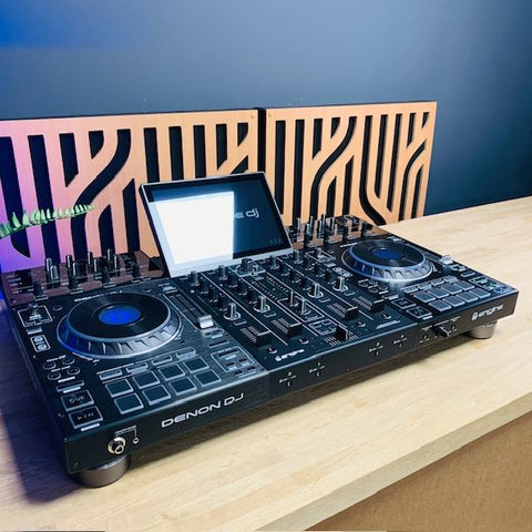 Denon DJ Prime 4 DJ Controller With Swan Flight Case