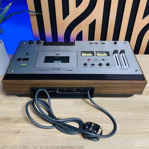 Akai GXC-39D Stereo Cassette Deck