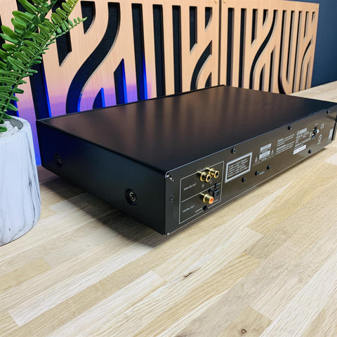 Yamaha CD-S300 CD Player with Remote