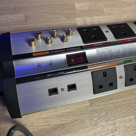 Monster Power HTS1000 Home Theatre PowerCenter