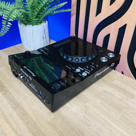 Pioneer XDJ-700 DJ Multi Player (Spares or Repairs)