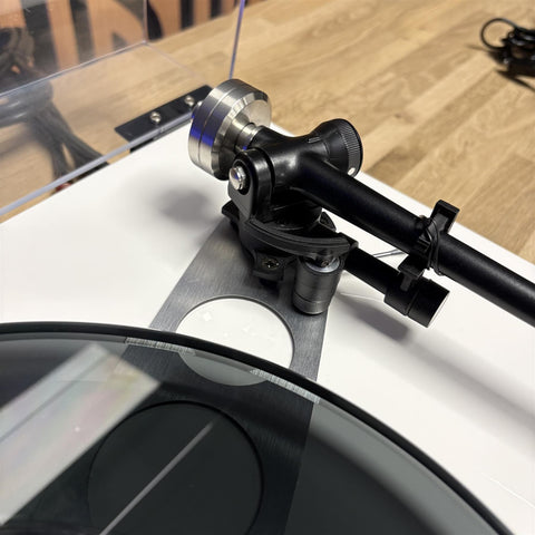 Rega RP6 turntable, Exact cartridge, thick glass platter and new upgraded belt + lead upgrade