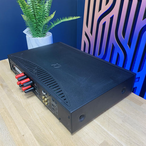 Arcam Alpha 8 Power Amplifier