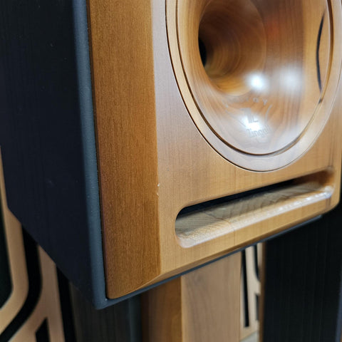 Zingali Overture .2S Omniray Loudspeakers (pair) with stands, including custom granite plinths