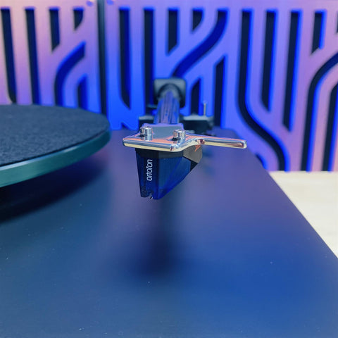 NAD C588 Turntable With Ortofon 2M Blue MM Cartridge