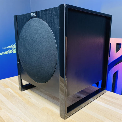 REL T2 Subwoofer w/ Speakon Cable