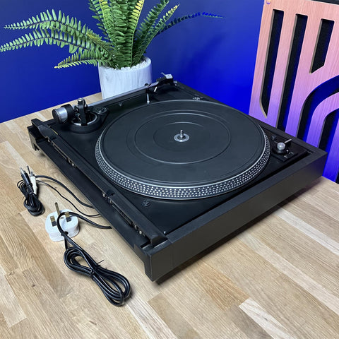 Dual CS-506 Belt Drive Vintage Turntable