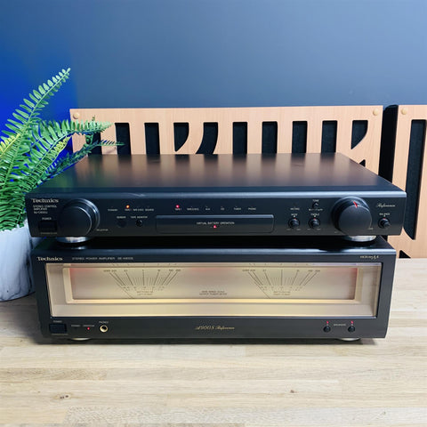 Technics SU-C800 Stereo Control Amplifier and Technics SE-A900S Stereo Power Amplifier