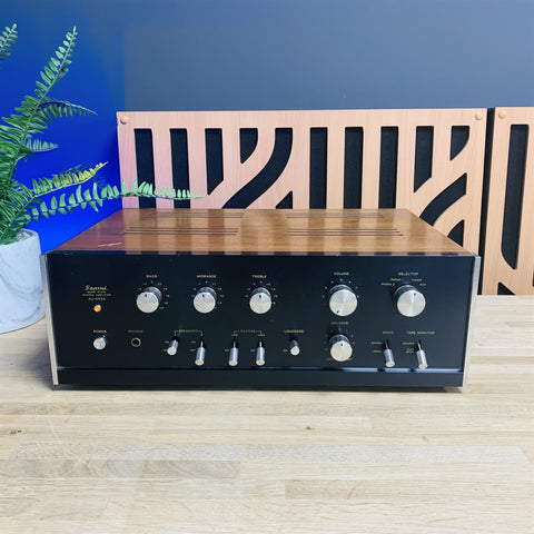Sansui AU-555A Solid State Stereo Amplifier
