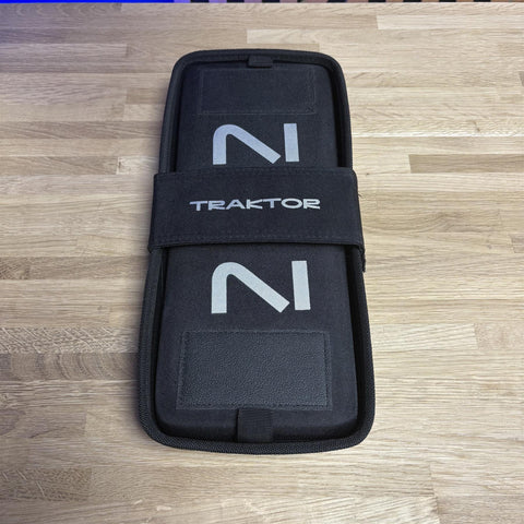 Native Instruments Traktor Modular Bag for X1 MK3 or Z1 MK2