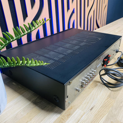 Yamaha A-07 Integrated Stereo Amplifier