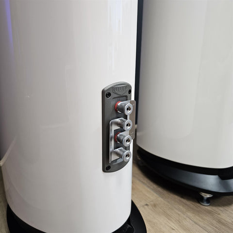 Quad Z-3 Floor Standing Speakers (Piano White)