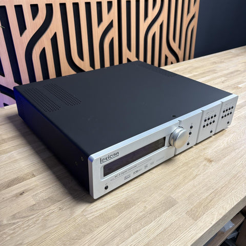 Lexicon MC-8 THX Ultra2-certified 7.1-Channel Surround Sound Processor