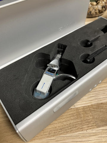 Shure N-WHLB White Label DJ Cartridges & Stylus (Pair) In Case