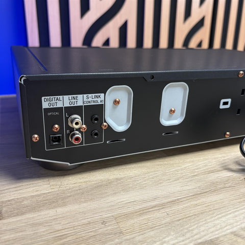 Sony CDP-XE520 Stereo CD Player