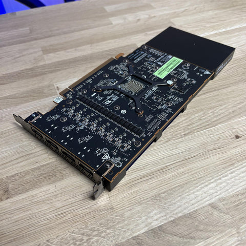 AMD Radeon Pro W5500 MBA GDDR6 8GB Retail Graphics Card