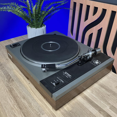 Pioneer PL-112D Turntable With Audio Technica AT3600L Cartridge