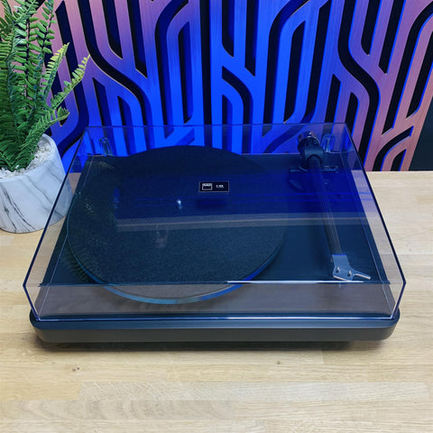 NAD C588 Turntable With Ortofon 2M Blue MM Cartridge