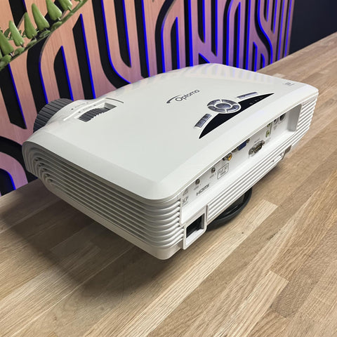 Optoma HD25E Full HD 1080P 3D DLP Projector (3851 Lamp Hours) Vogel Bracket & Remote Control