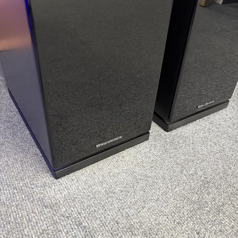 Wharfedale Diamond 230 Black Speakers