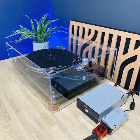 Vertere MG1 MkII Turntable fitted with Super Groove HB Tonearm and Mystic Cartridge