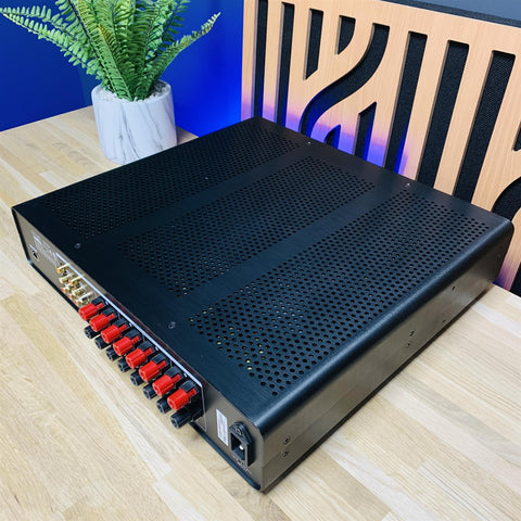 Control4 4-Zone Matrix Amplifier C4-8AMP1-B