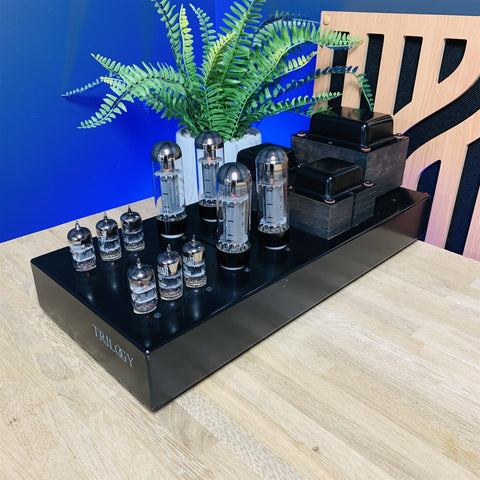Trilogy 948 Stereo Valve Amplifier