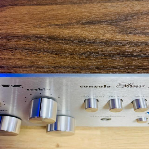 Marantz Model 1060 amplifier