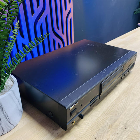 Technics SL-PG490 CD Player