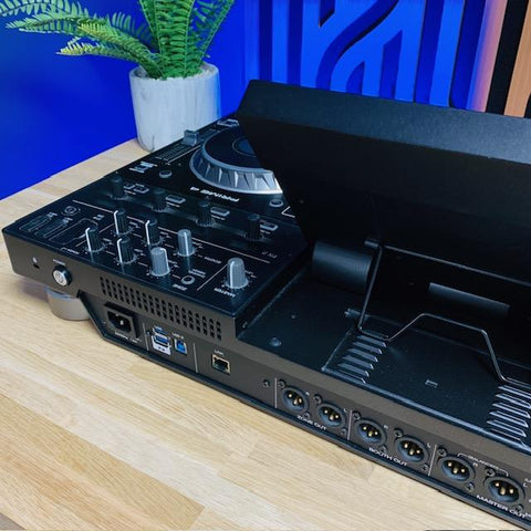 Denon DJ Prime 4 Standalone DJ Controller