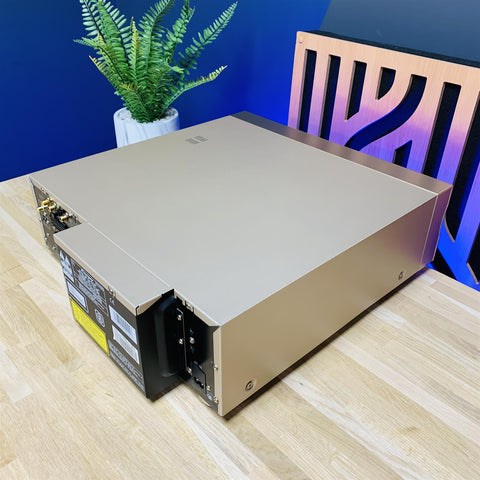 Pioneer DVL-919E Laserdisc/DVDCD/Video CD Player