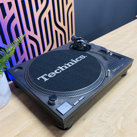 Technics SL1210 MK2 Direct Drive DJ Turntable With Decksaver